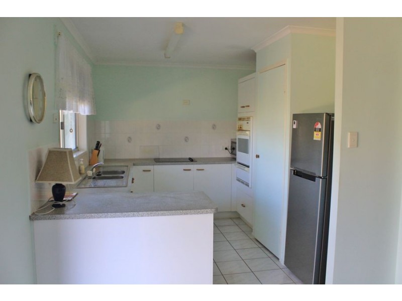 21 Scott street, Burnett Heads QLD 4670