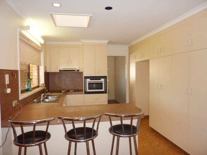 14 Campbell Street, Burnett Heads QLD 4670
