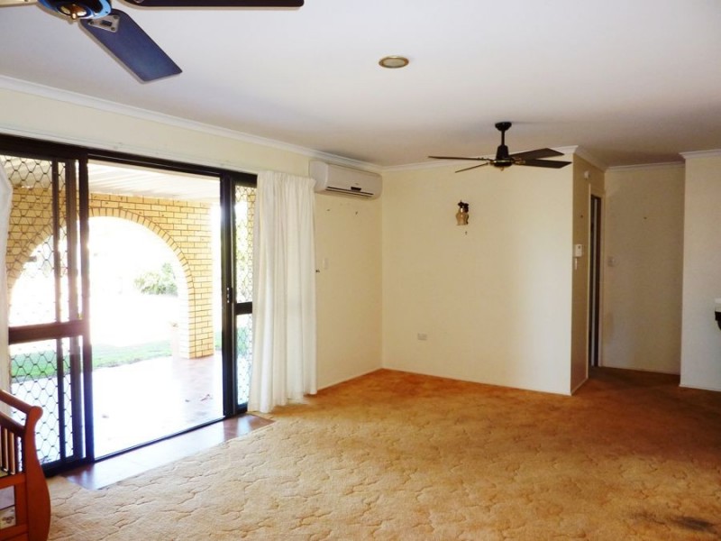 14 Campbell Street, Burnett Heads QLD 4670
