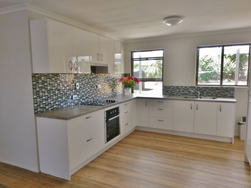 76 Burnett Heads Road, Burnett Heads QLD 4670
