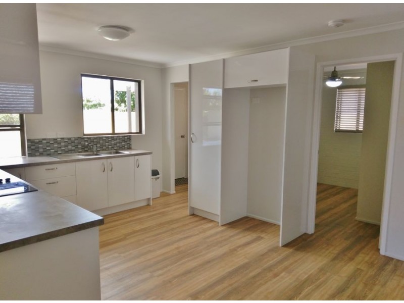76 Burnett Heads Road, Burnett Heads QLD 4670