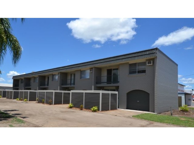 22-24 Dawson Highway, Biloela QLD 4715