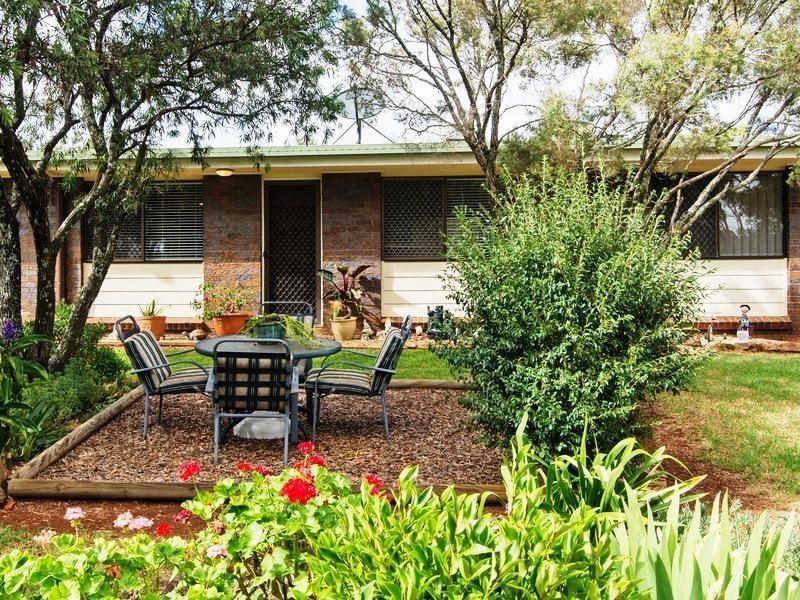 8/1 Whichello Street, Newtown QLD 4350