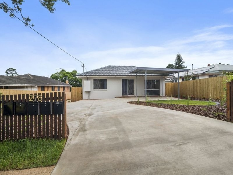 2/278 West Street, Kearneys Spring QLD 4350