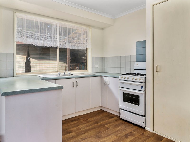 2a McDowell Street, Newtown QLD 4350