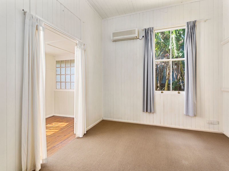 106 Bridge Street, East Toowoomba QLD 4350