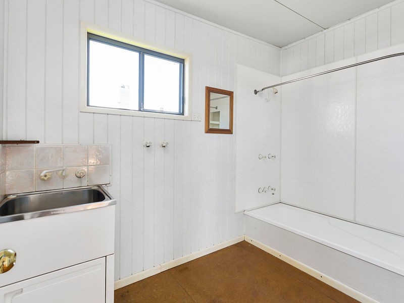 108 Bridge Street, East Toowoomba QLD 4350