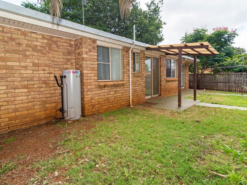 2a McDowall Street, Newtown QLD 4350