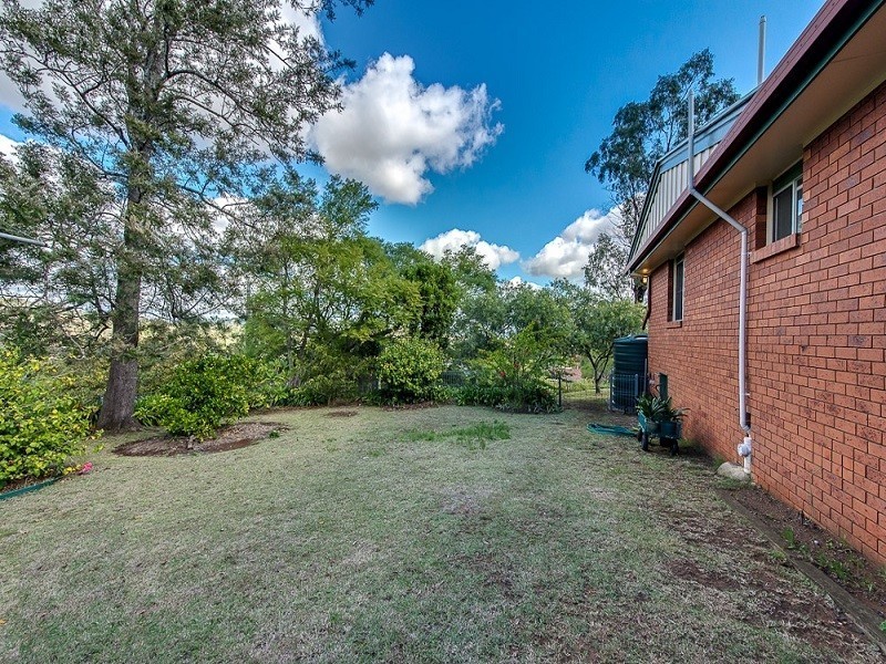 9 Darling Street, Drayton QLD 4350