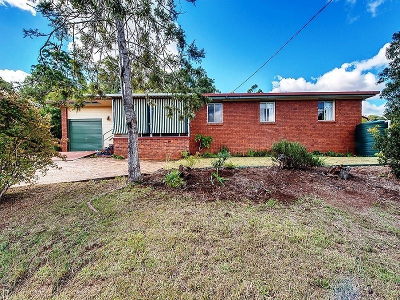 9 Darling Street, Drayton QLD 4350