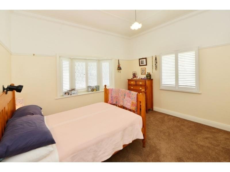 30A Anzac Avenue, Newtown QLD 4350