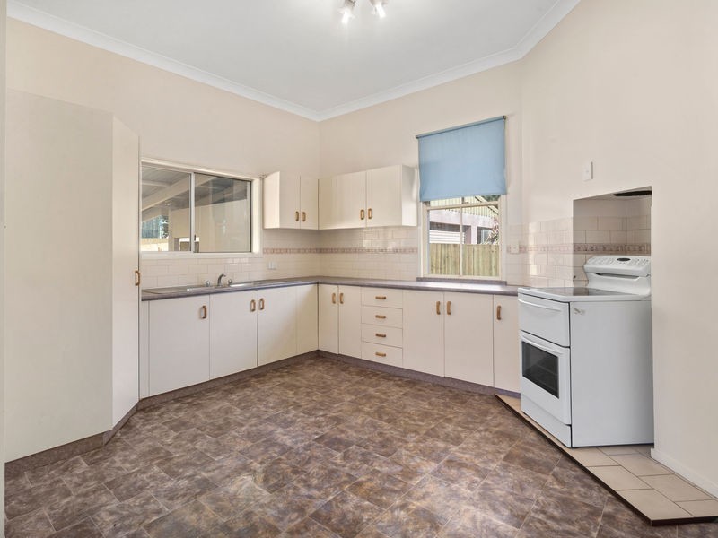 102 James Street, South Toowoomba QLD 4350