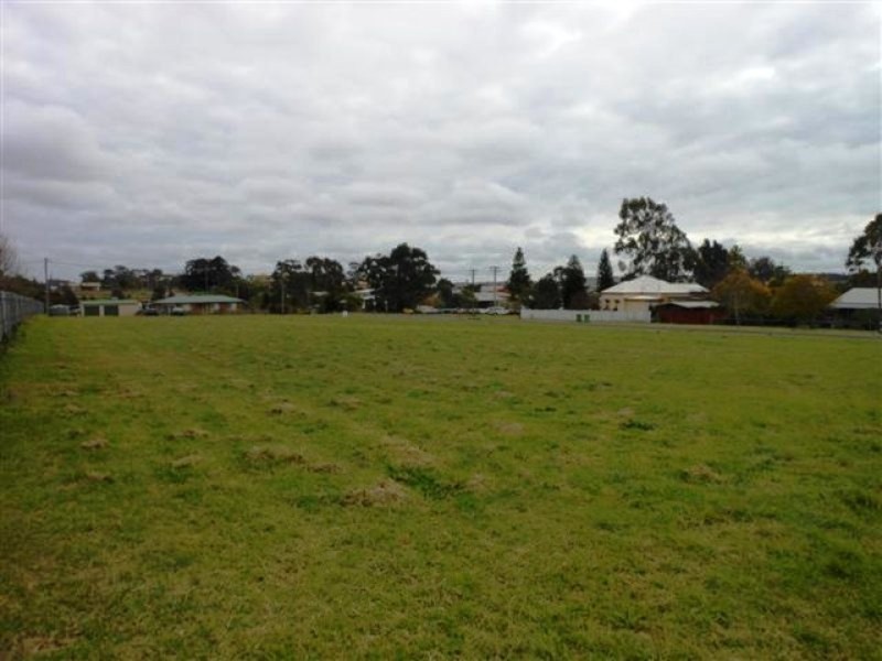 68 Cambooya Street, Drayton QLD 4350