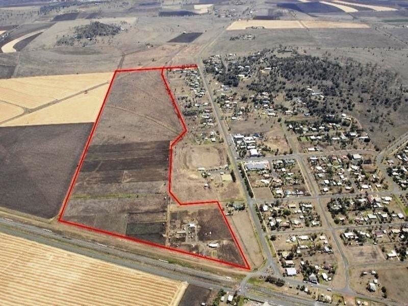 10 Kingsthorpe-Silverleigh Road, Kingsthorpe QLD 4400