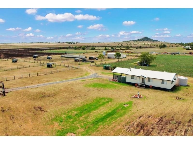 10 Kingsthorpe-Silverleigh Road, Kingsthorpe QLD 4400