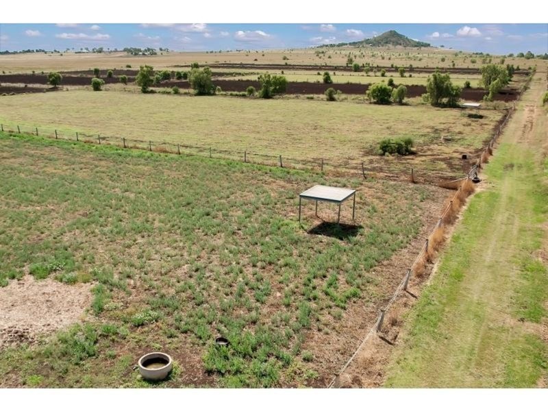10 Kingsthorpe-Silverleigh Road, Kingsthorpe QLD 4400