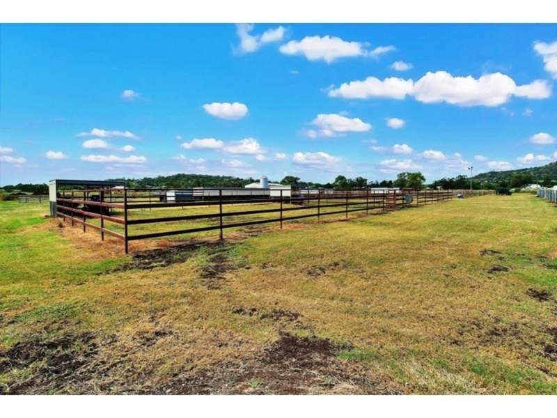 10 Kingsthorpe-Silverleigh Road, Kingsthorpe QLD 4400