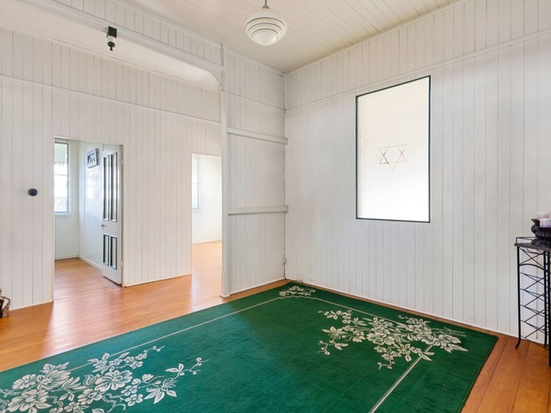 108 Bridge Street, East Toowoomba QLD 4350