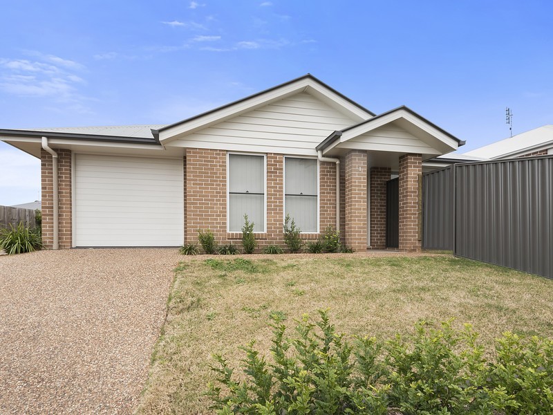 1/15 Taragon Street, Glenvale QLD 4350