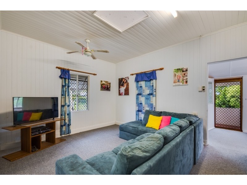 10 Cumming Street, North Toowoomba QLD 4350