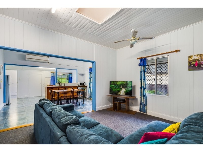 10 Cumming Street, North Toowoomba QLD 4350