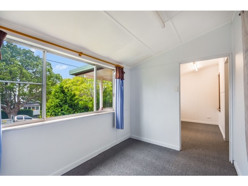 10 Cumming Street, North Toowoomba QLD 4350