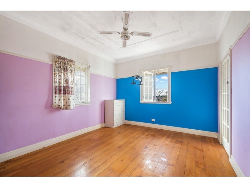 717 Ruthven Street, South Toowoomba QLD 4350