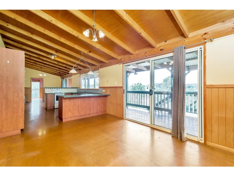 2 Lydia Place, Top Camp QLD 4350