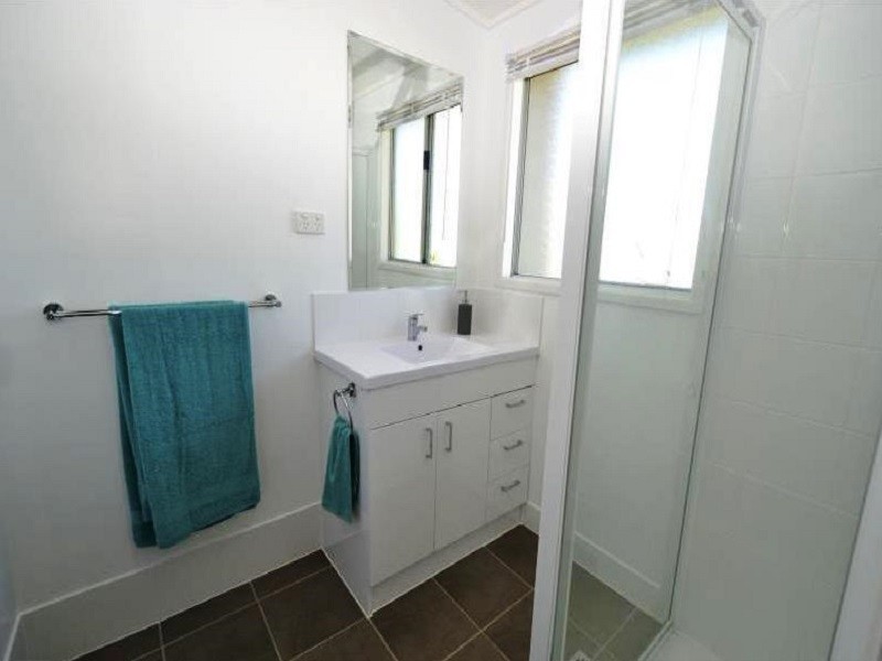 22-24 Dawson Highway, Biloela QLD 4715