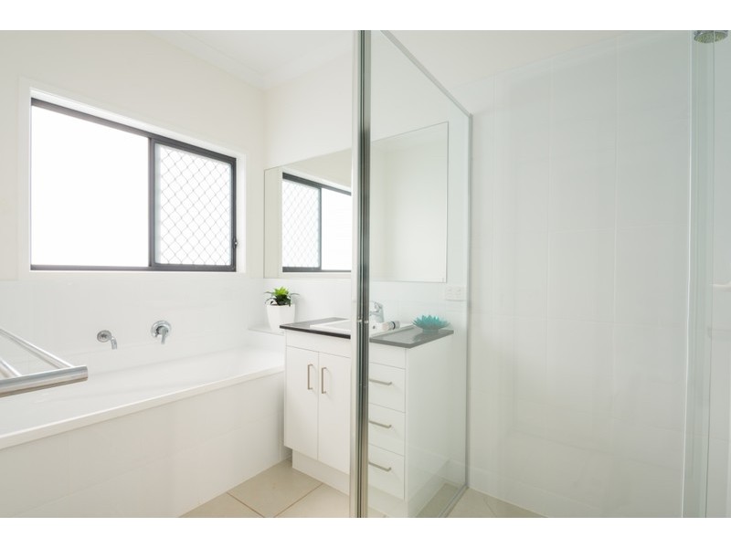 4 Eve Street, South Toowoomba QLD 4350