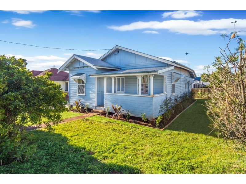 215 South Street, South Toowoomba QLD 4350