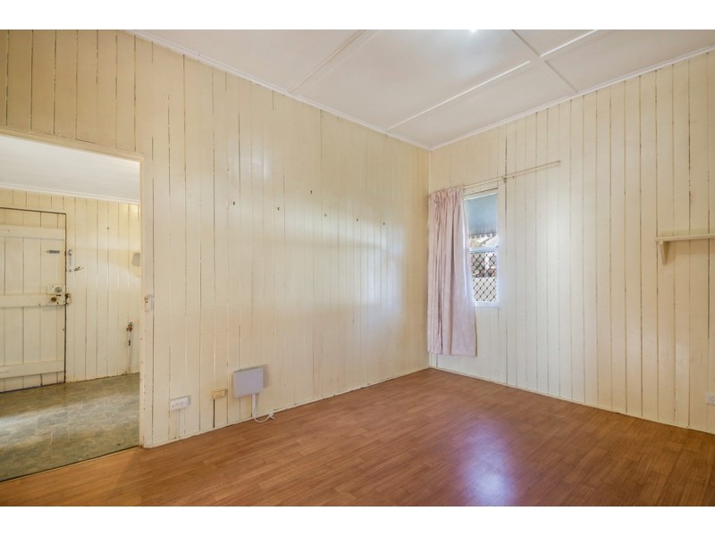 215 South Street, South Toowoomba QLD 4350