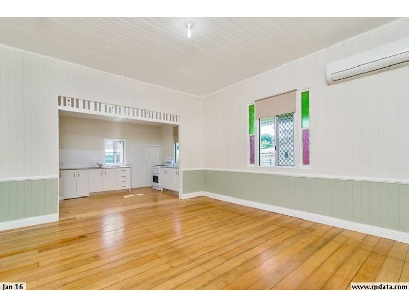 16 Bothwell Street, Newtown QLD 4350