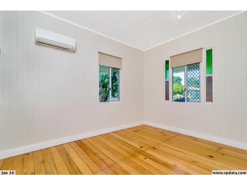 16 Bothwell Street, Newtown QLD 4350