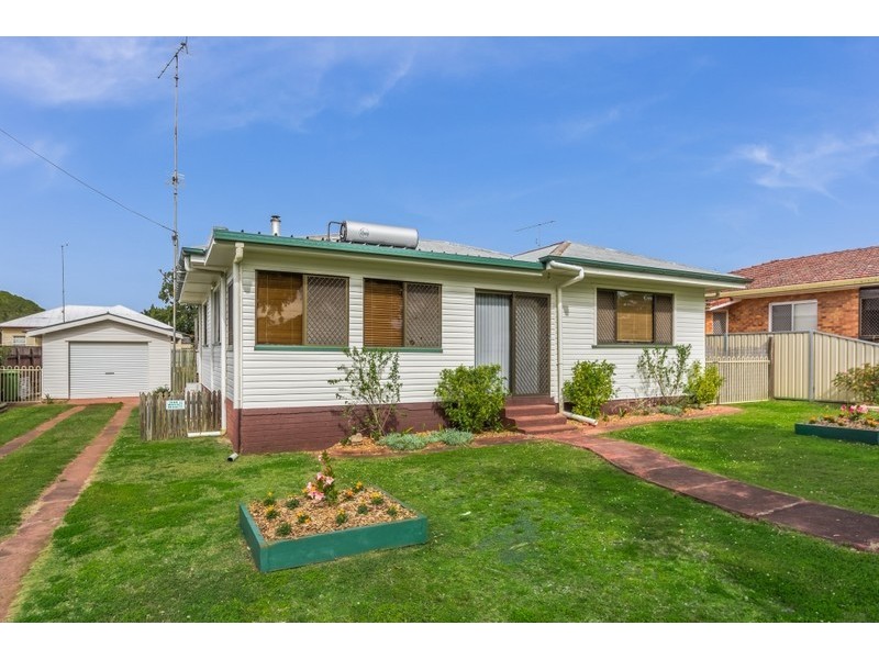 34 Hillside Street, Newtown QLD 4350