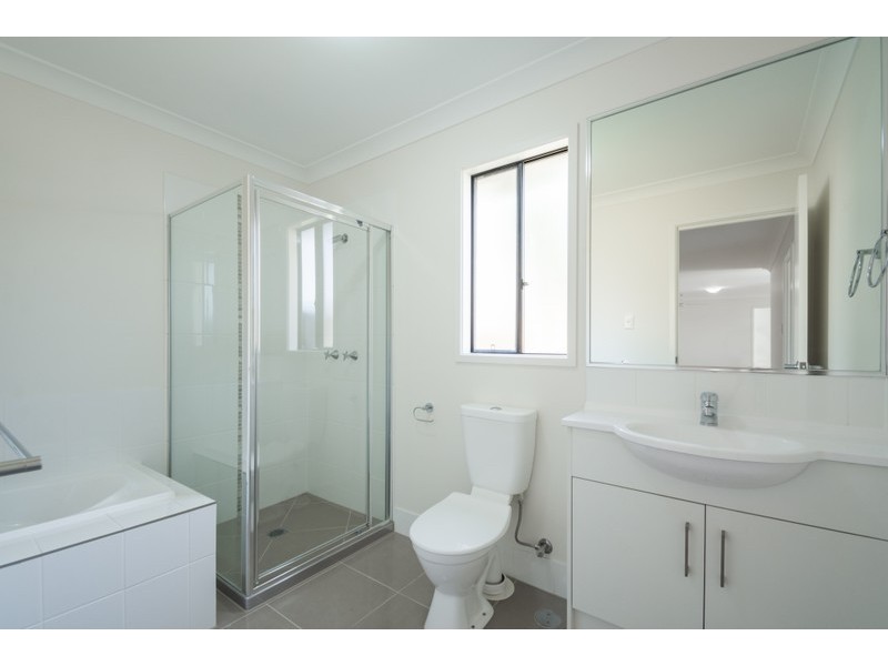 1/10 Carlin Street, Glenvale QLD 4350