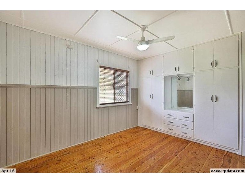 15 Weetwood Street, Newtown QLD 4350