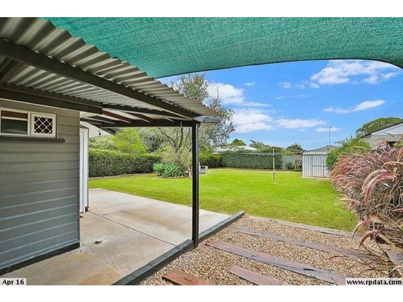 15 Weetwood Street, Newtown QLD 4350
