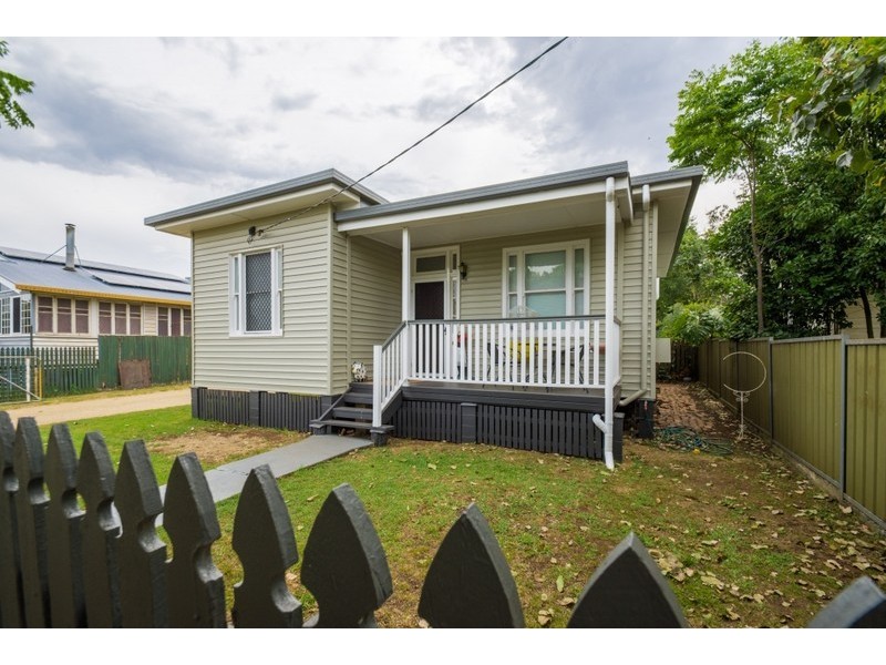 21 McDowall Street, Newtown QLD 4350