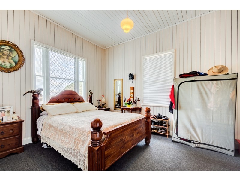 21 McDowall Street, Newtown QLD 4350