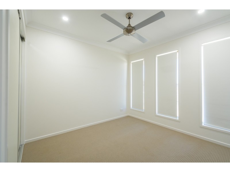 1/69 Sanctuary Drive, Cranley QLD 4350