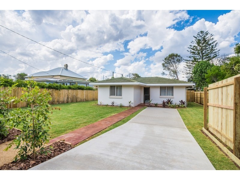 27 Wallace Street, Newtown QLD 4350
