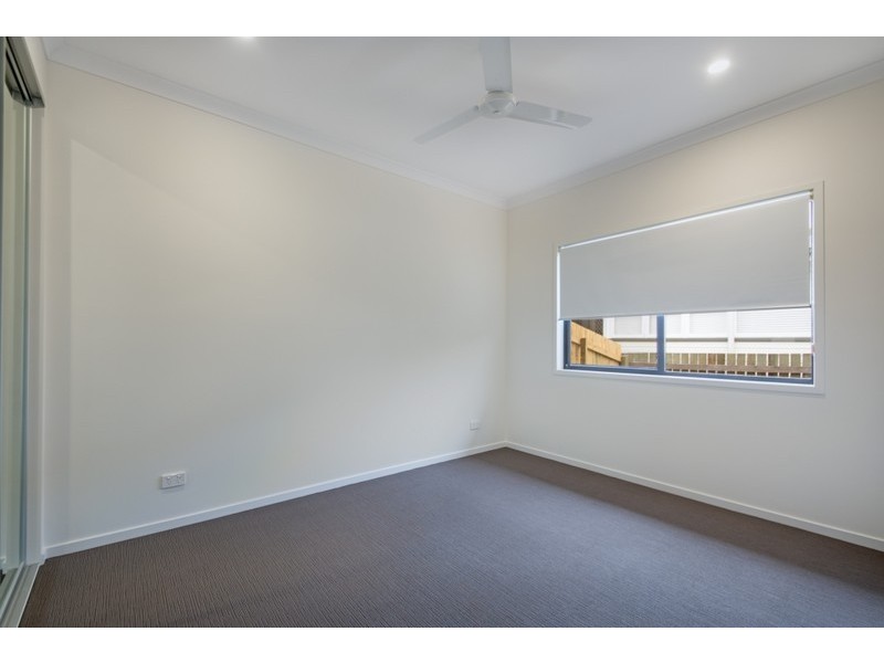 1/32A Wombyra Street, Newtown QLD 4350