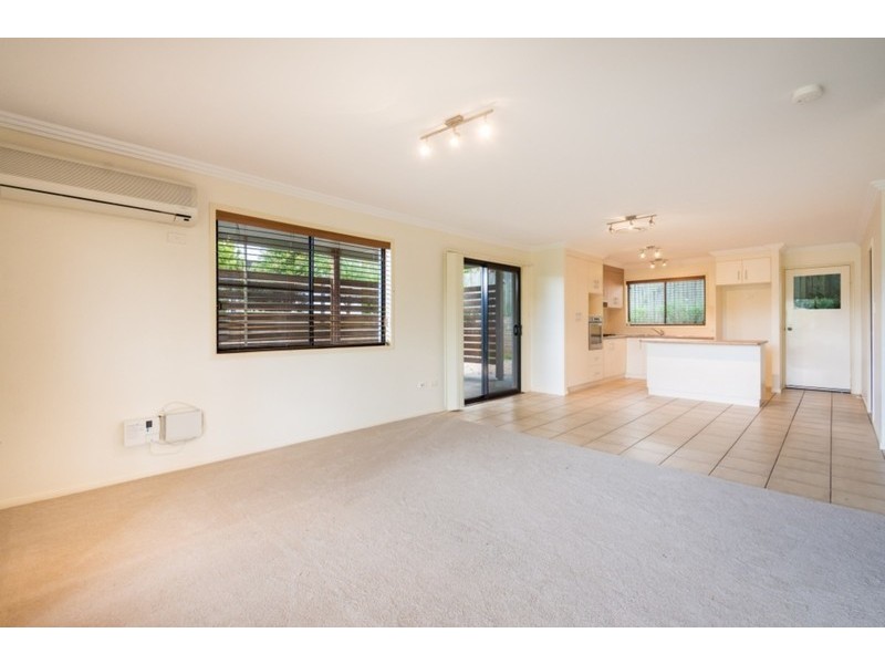 14/1 Cossart Street, Centenary Heights QLD 4350