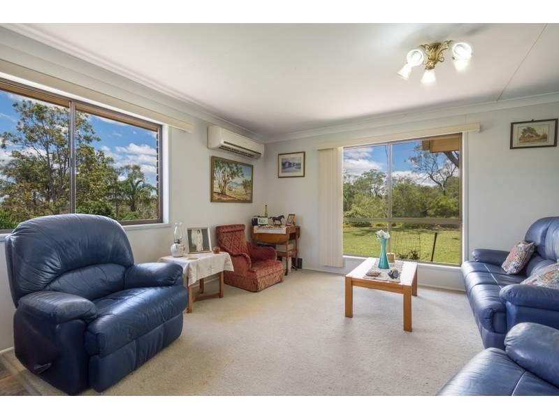 97 Vale Road, Glencoe QLD 4352