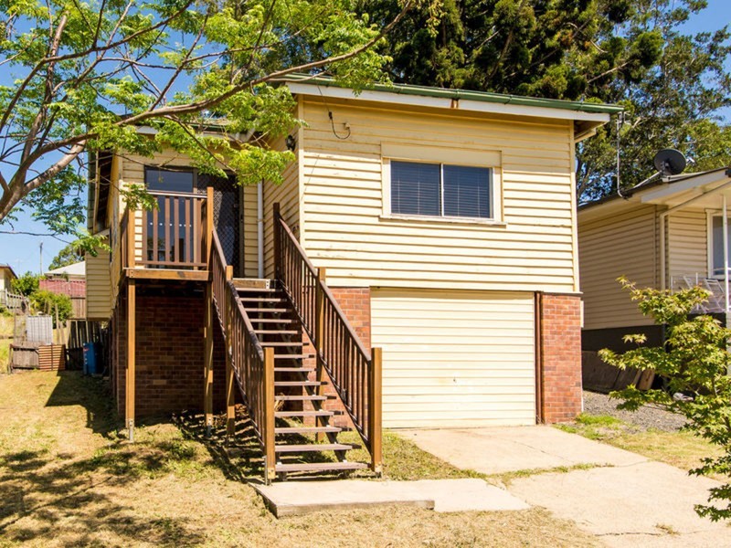 81 Vanity Street, Rockville QLD 4350