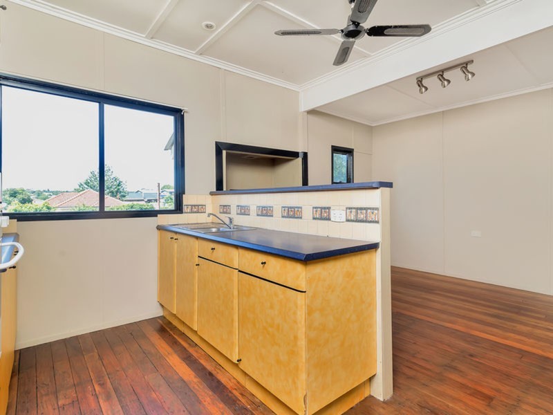 81 Vanity Street, Rockville QLD 4350