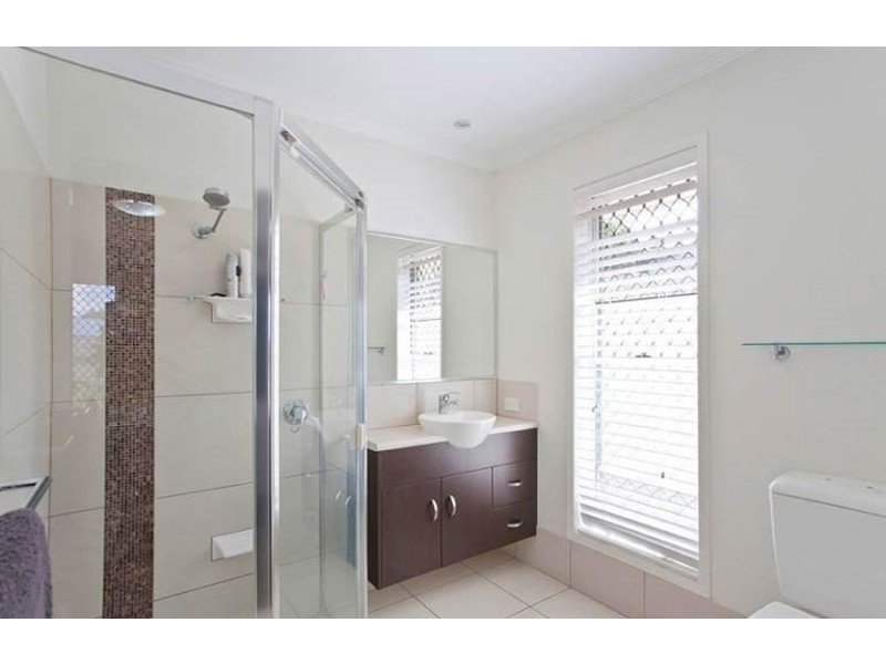 22 Mooney Street, Harlaxton QLD 4350