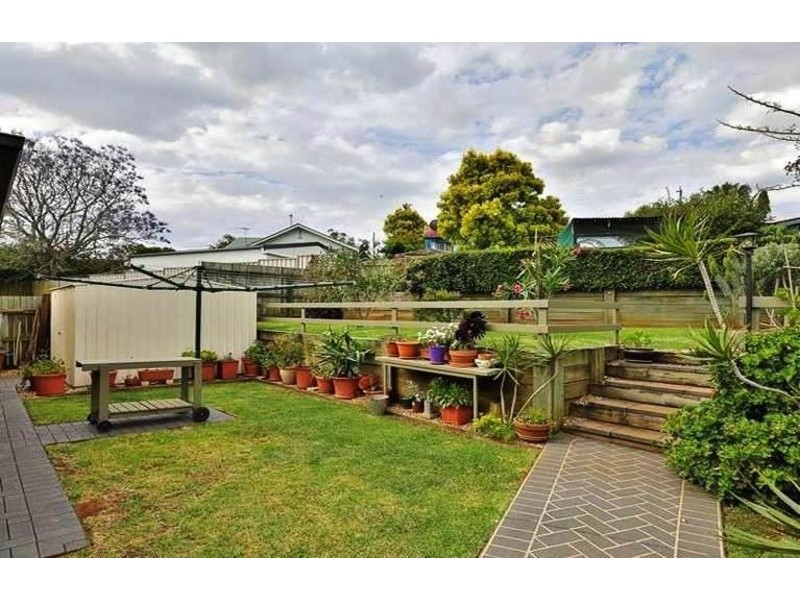 22 Mooney Street, Harlaxton QLD 4350