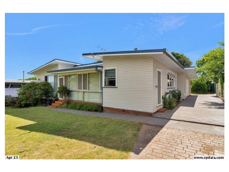 37 Tara Street, Wilsonton QLD 4350